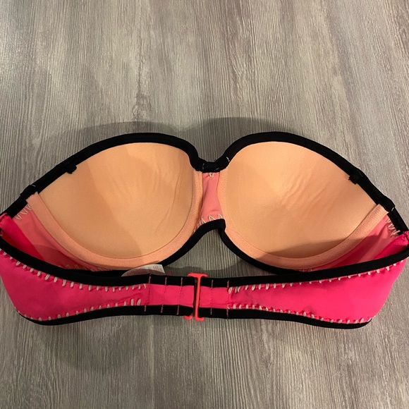 Victoria’s Secret flirt bandeau crochet bikini top 34b - Picture 7 of 14